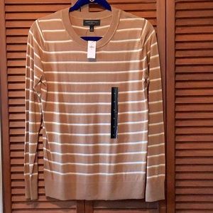 NWT women’s banana republic forever sweater